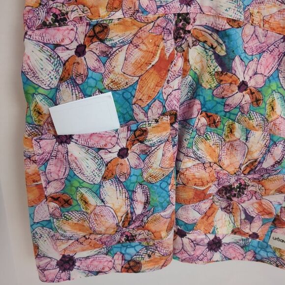 URBANE Live Sweet Collection Tropical Flower Print Lightweight Scrub Top Size M - Picture 4 of 6